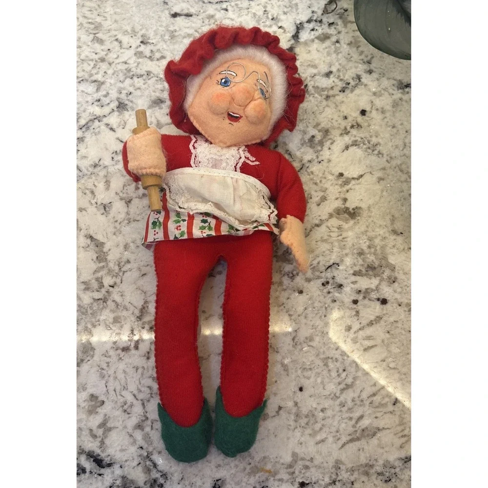 N/A santakins mrs